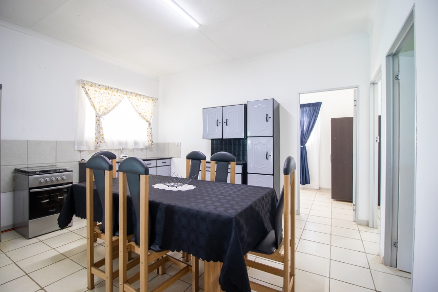 5 Bedroom Property for Sale in Hartzenbergfontein Gauteng