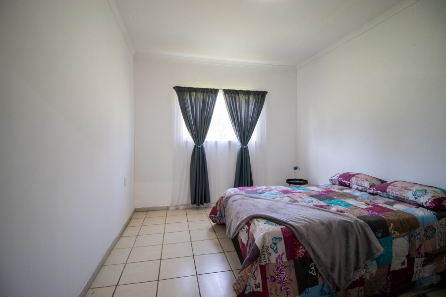 5 Bedroom Property for Sale in Hartzenbergfontein Gauteng