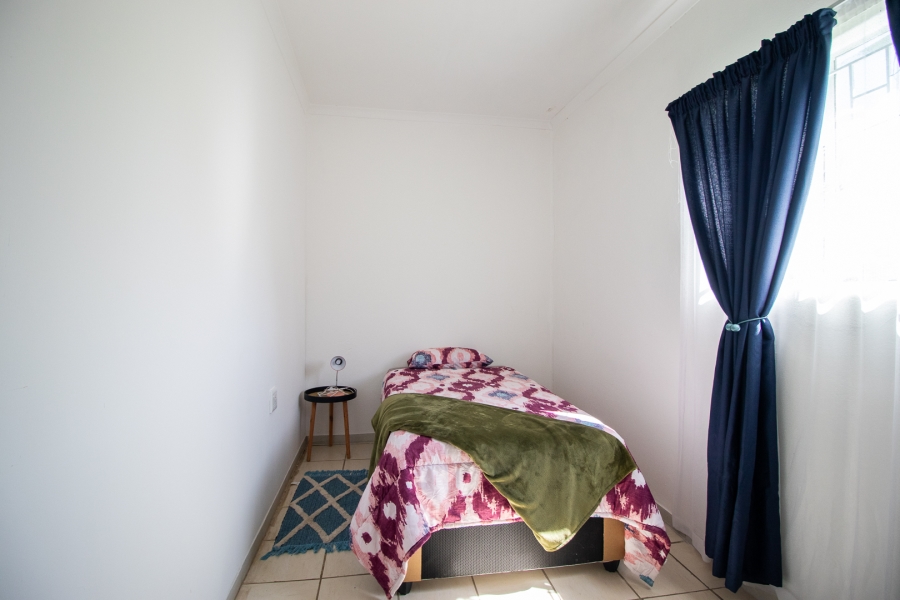 5 Bedroom Property for Sale in Hartzenbergfontein Gauteng