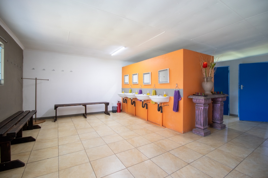 5 Bedroom Property for Sale in Hartzenbergfontein Gauteng