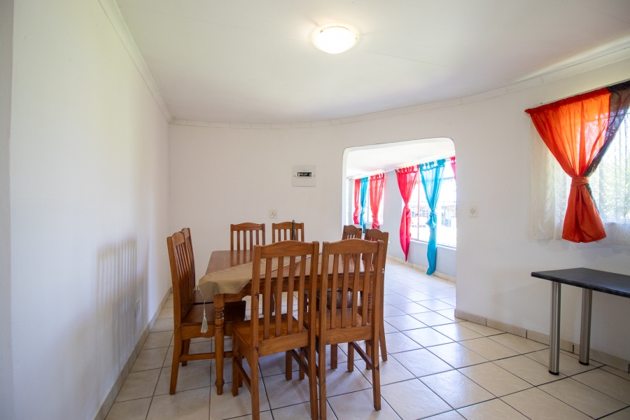 5 Bedroom Property for Sale in Hartzenbergfontein Gauteng