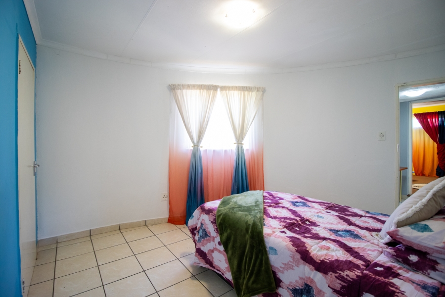 5 Bedroom Property for Sale in Hartzenbergfontein Gauteng