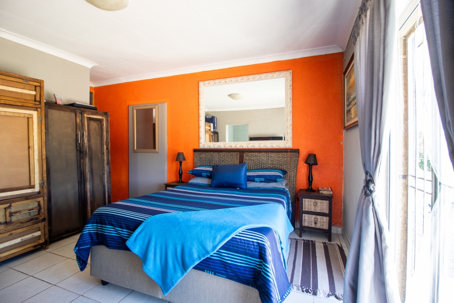 5 Bedroom Property for Sale in Hartzenbergfontein Gauteng