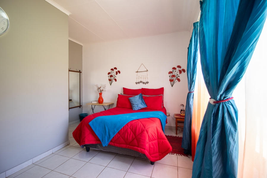 5 Bedroom Property for Sale in Hartzenbergfontein Gauteng