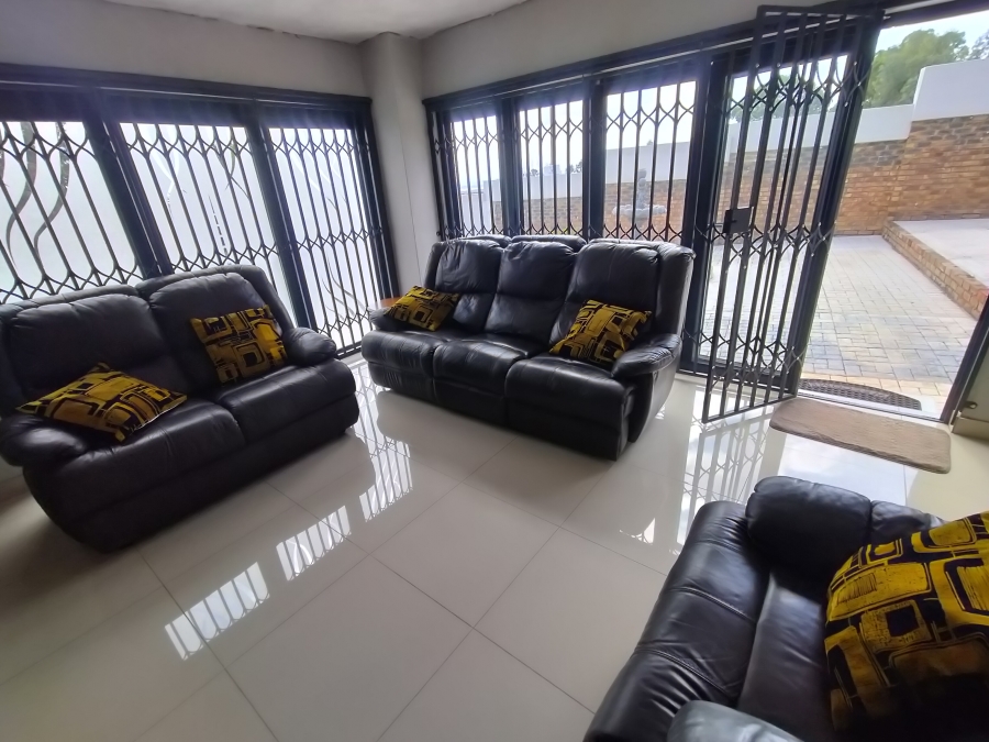 4 Bedroom Property for Sale in Amandasig Gauteng