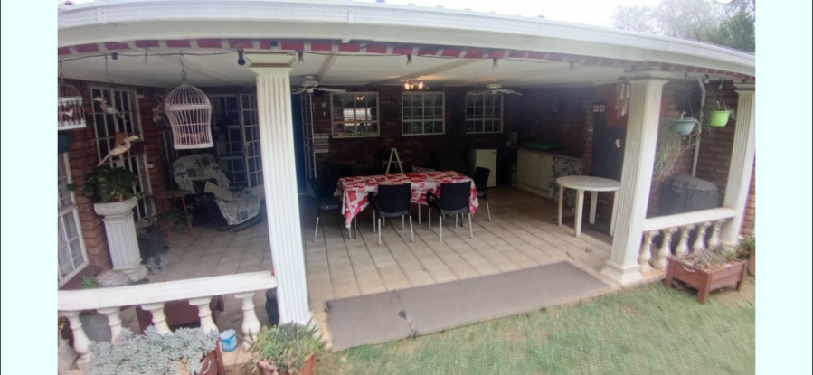 4 Bedroom Property for Sale in Farrarmere Gauteng
