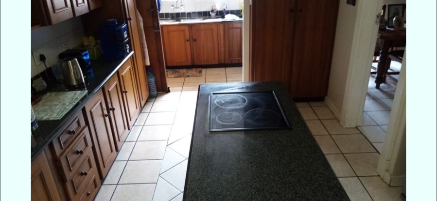 4 Bedroom Property for Sale in Farrarmere Gauteng