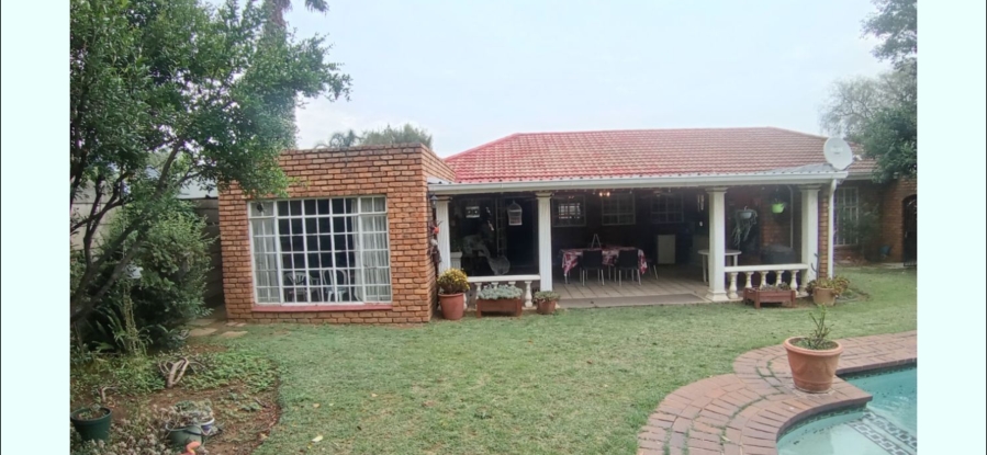 4 Bedroom Property for Sale in Farrarmere Gauteng