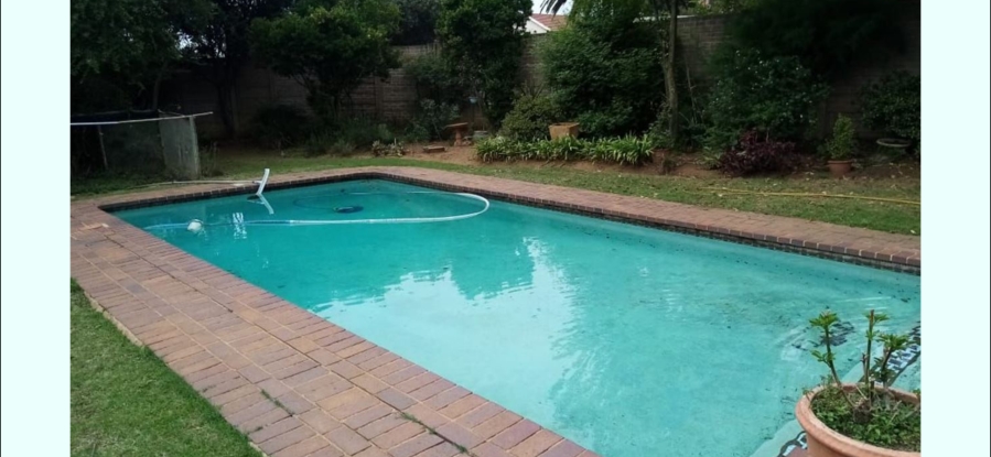 4 Bedroom Property for Sale in Farrarmere Gauteng