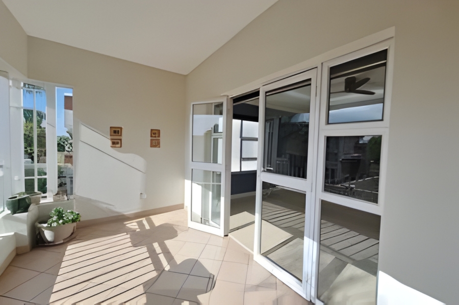 2 Bedroom Property for Sale in Greenstone Hill Gauteng