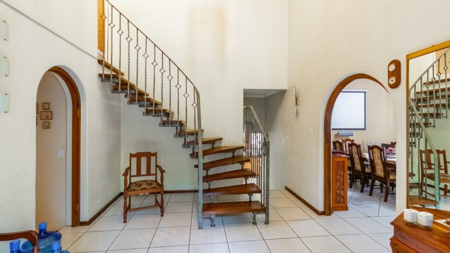5 Bedroom Property for Sale in Morning Hill Gauteng