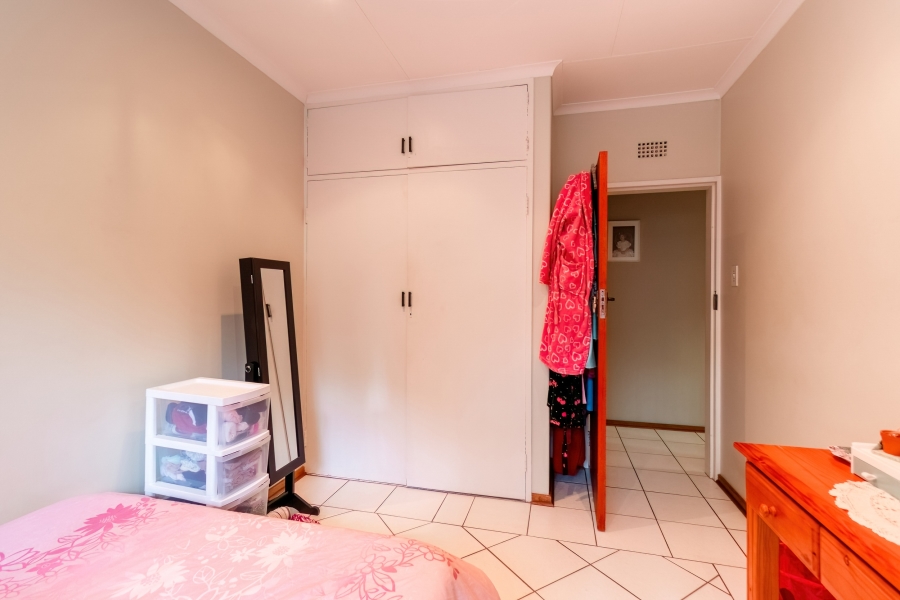 5 Bedroom Property for Sale in Morning Hill Gauteng