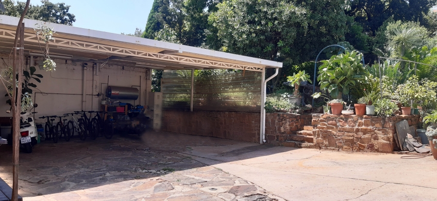 To Let 4 Bedroom Property for Rent in Groenkloof Gauteng