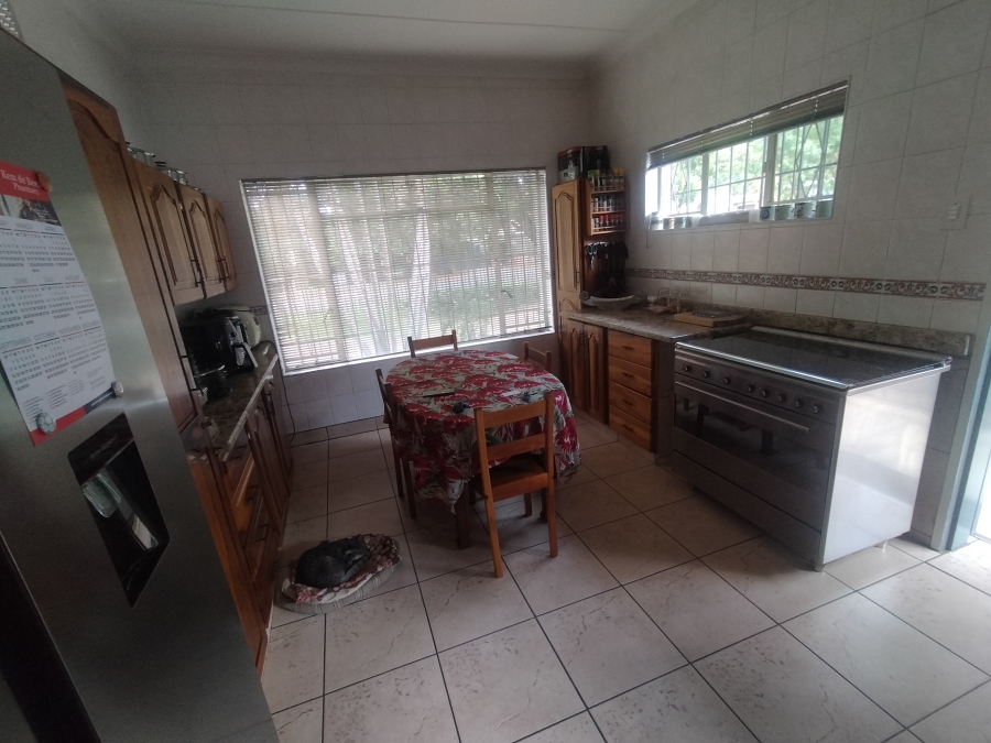 4 Bedroom Property for Sale in Pretoria North Gauteng