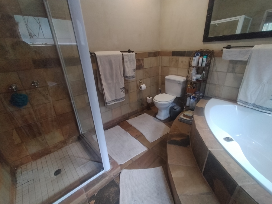 4 Bedroom Property for Sale in Pretoria North Gauteng