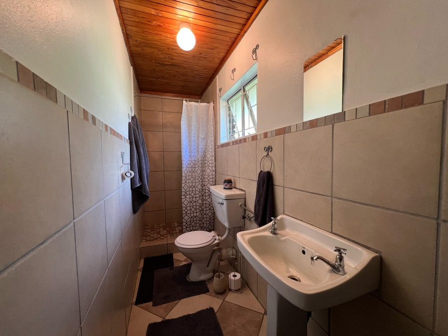 To Let 2 Bedroom Property for Rent in Glen Austin Gauteng