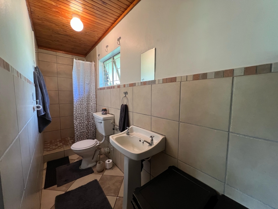 To Let 2 Bedroom Property for Rent in Glen Austin Gauteng