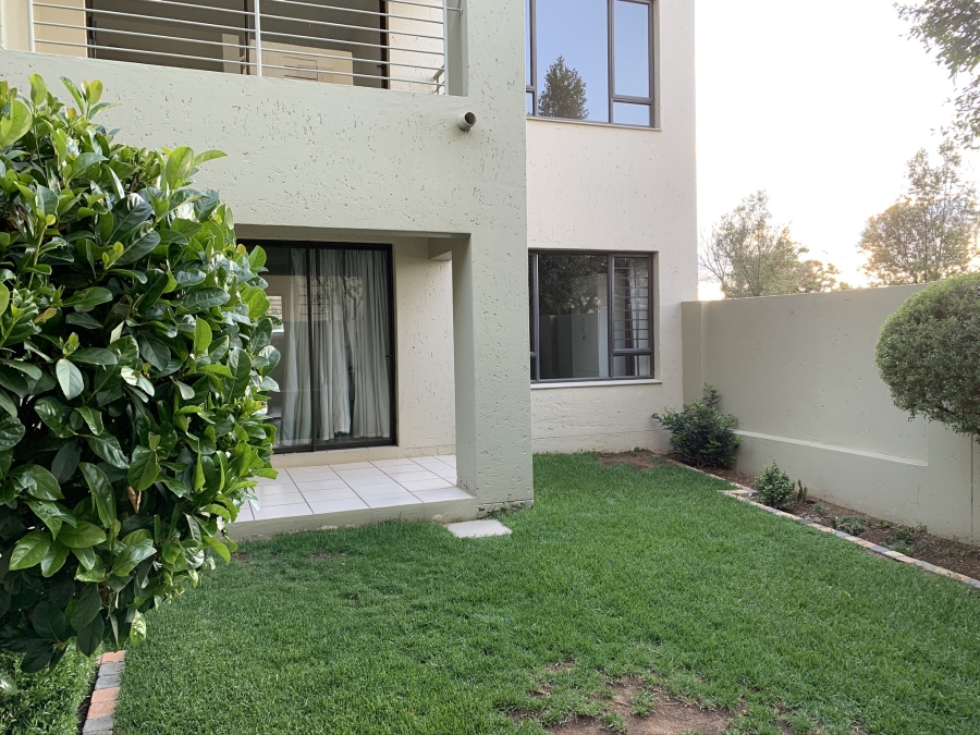 To Let 1 Bedroom Property for Rent in Bryanston Gauteng