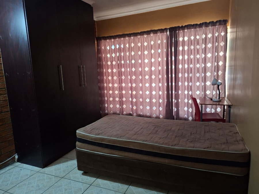 8 Bedroom Property for Sale in Vanderbijlpark SE 7 Gauteng