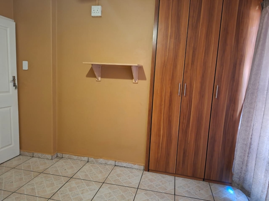 8 Bedroom Property for Sale in Vanderbijlpark SE 7 Gauteng