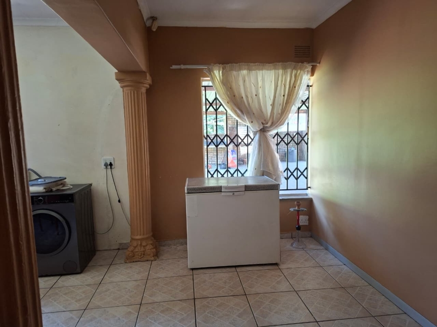 8 Bedroom Property for Sale in Vanderbijlpark SE 7 Gauteng