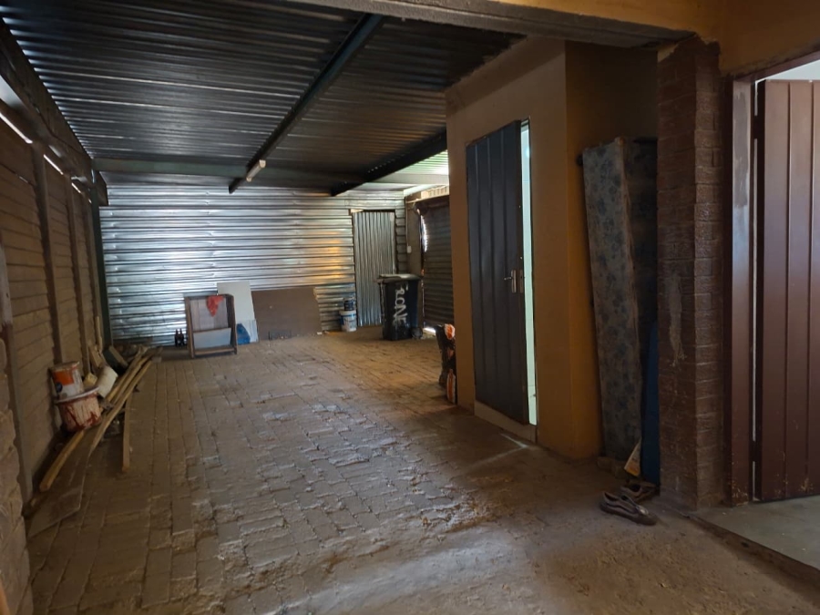 8 Bedroom Property for Sale in Vanderbijlpark SE 7 Gauteng