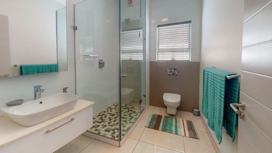 3 Bedroom Property for Sale in Glen Marais Gauteng