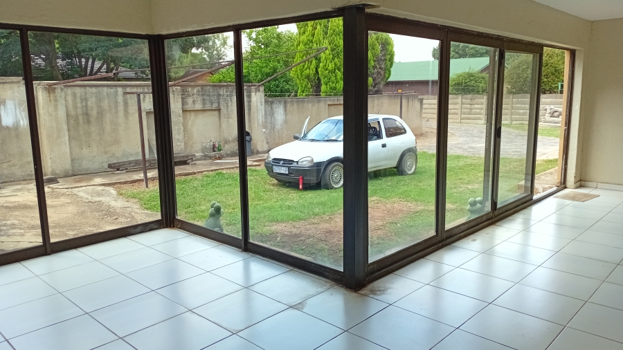3 Bedroom Property for Sale in Meyerton Central Gauteng