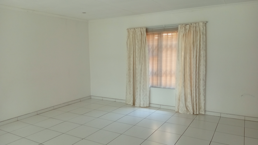 3 Bedroom Property for Sale in Meyerton Central Gauteng