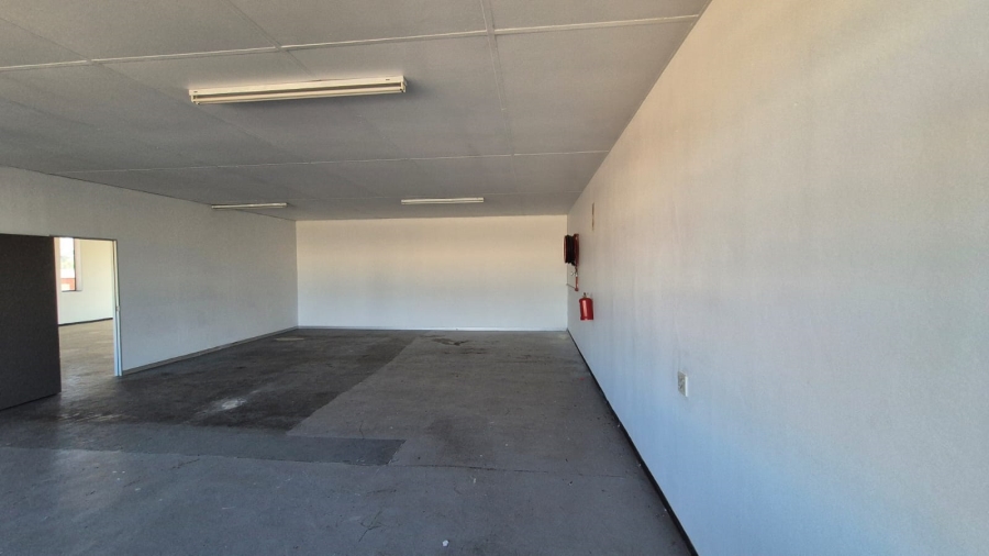 To Let commercial Property for Rent in Silvertondale Gauteng