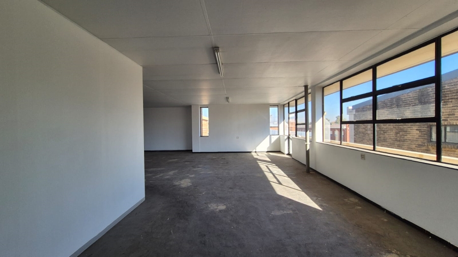 To Let commercial Property for Rent in Silvertondale Gauteng