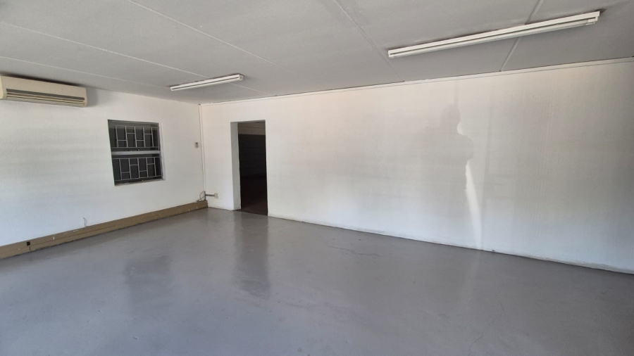 To Let commercial Property for Rent in Silvertondale Gauteng