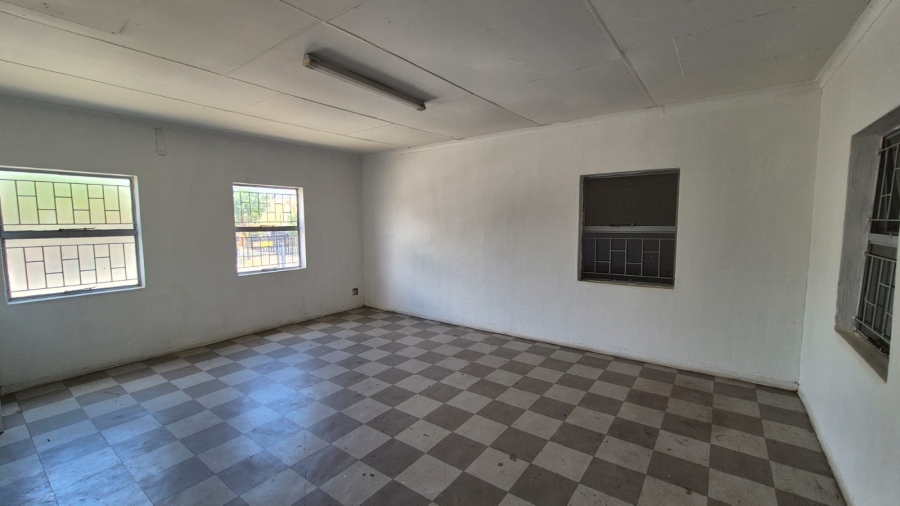 To Let commercial Property for Rent in Silvertondale Gauteng