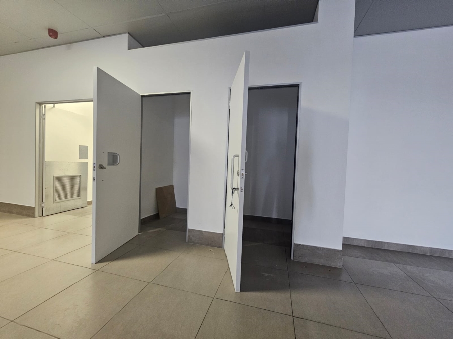 To Let commercial Property for Rent in Lynnwood Ridge Gauteng