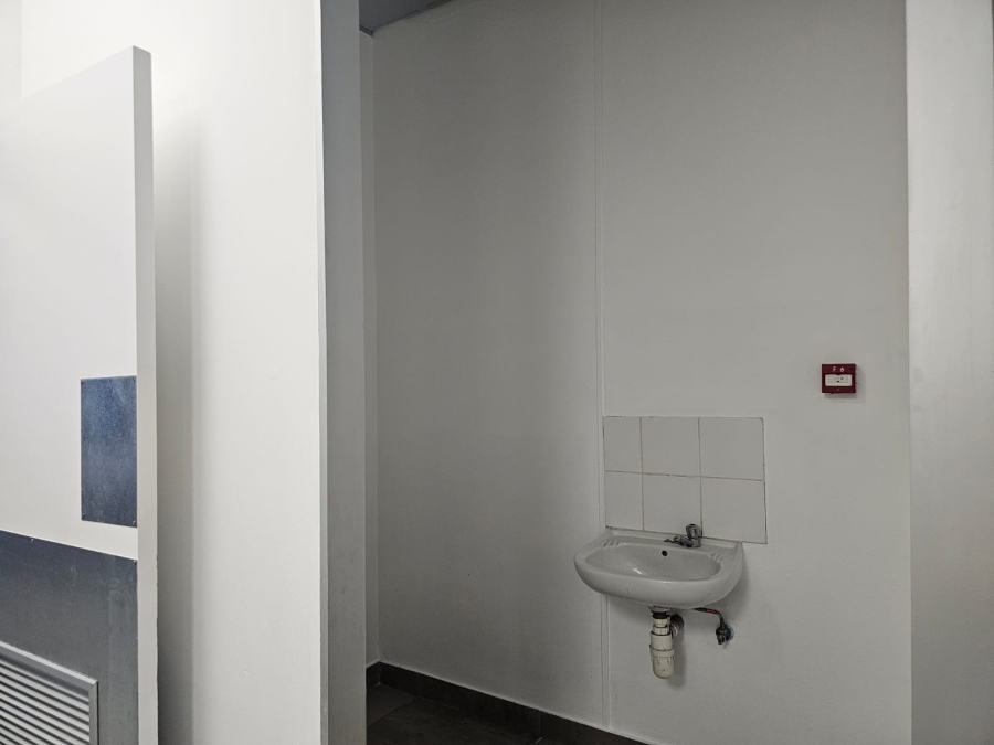 To Let commercial Property for Rent in Lynnwood Ridge Gauteng