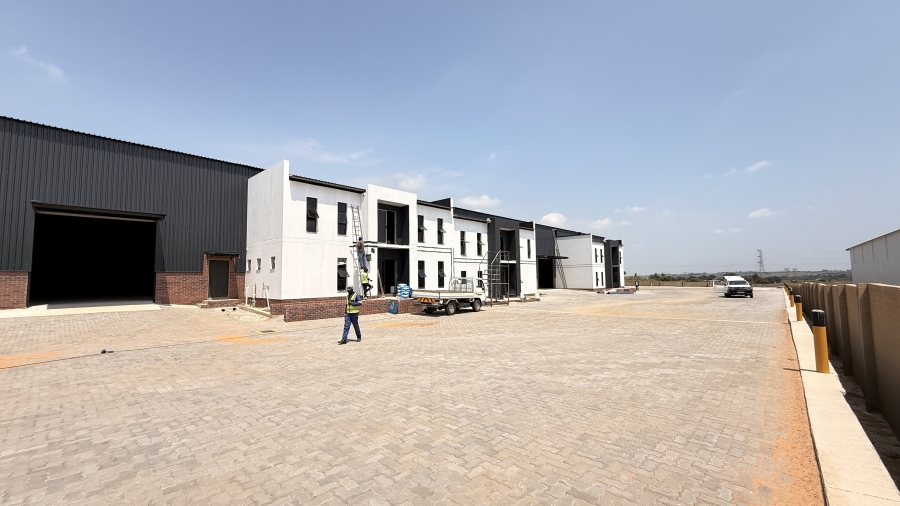 To Let commercial Property for Rent in Knoppieslaagte Gauteng