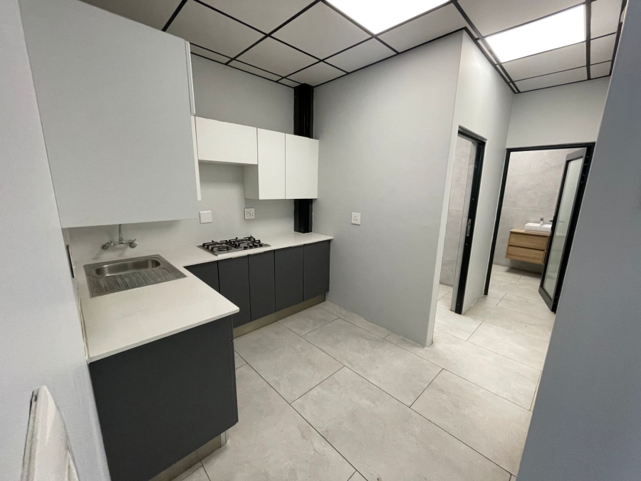 To Let commercial Property for Rent in Anderbolt Gauteng