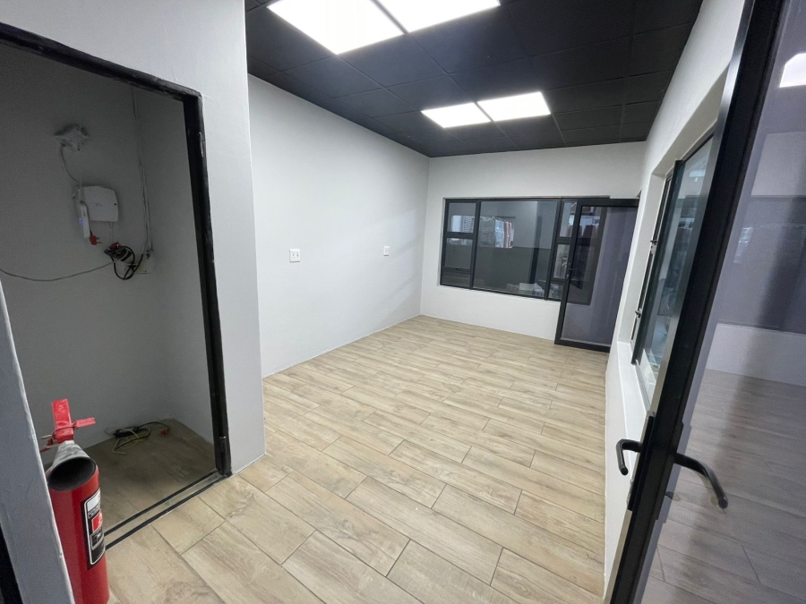 To Let commercial Property for Rent in Anderbolt Gauteng