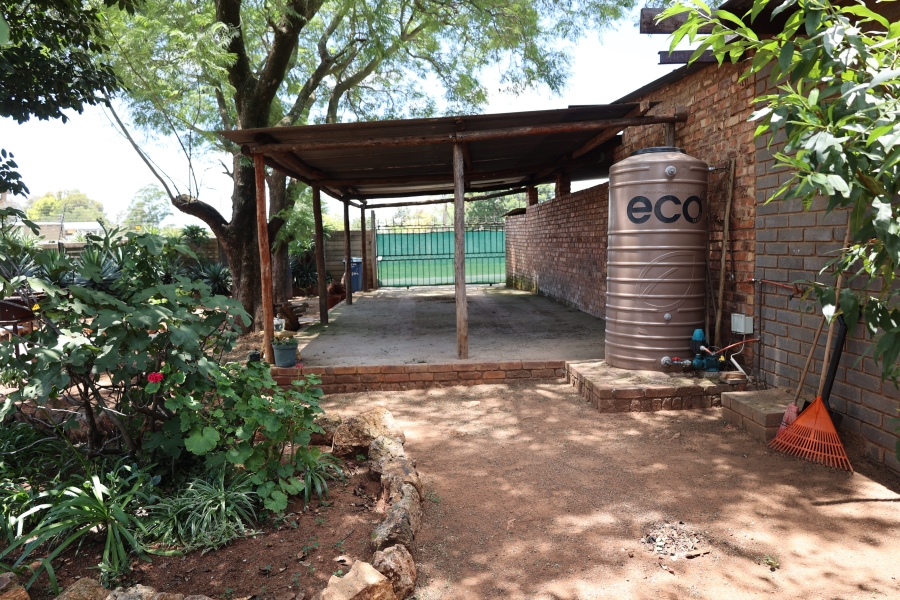Commercial Property for Sale in Doornkloof Gauteng