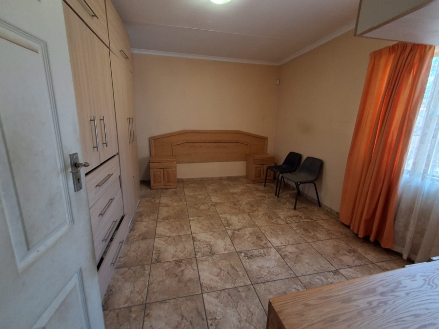To Let 3 Bedroom Property for Rent in Laversburg Gauteng