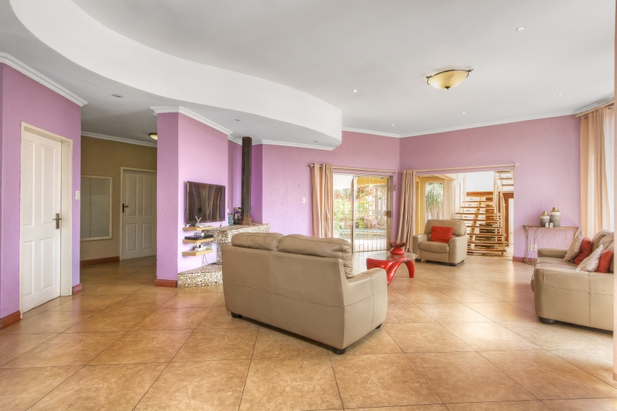 4 Bedroom Property for Sale in Glenvista Gauteng