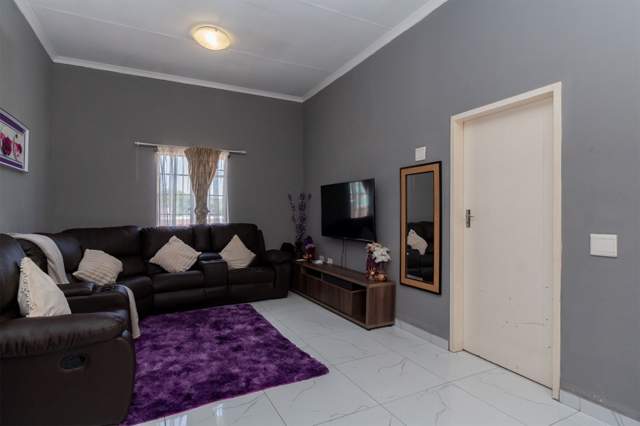 1 Bedroom Property for Sale in Norkem Park Gauteng