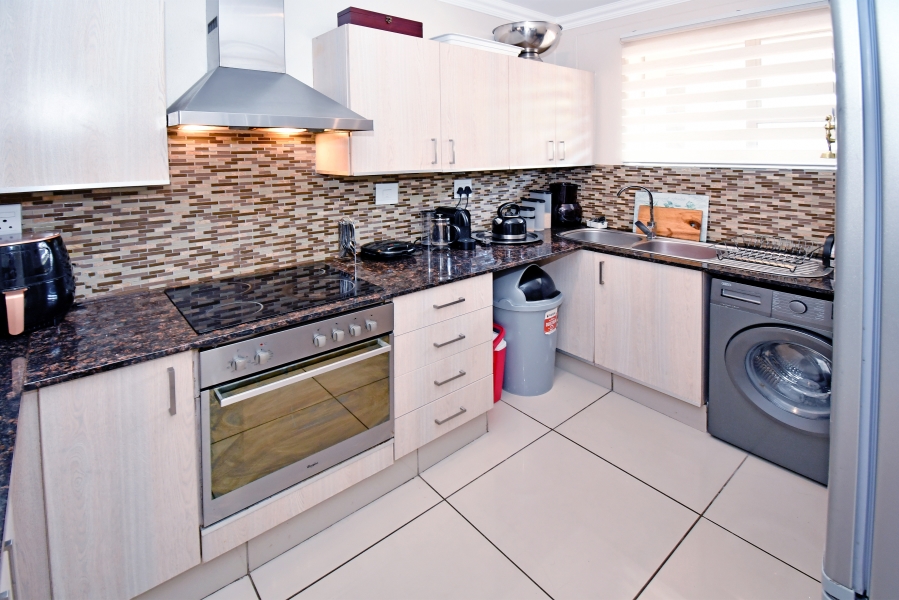 2 Bedroom Property for Sale in Morningside Gauteng