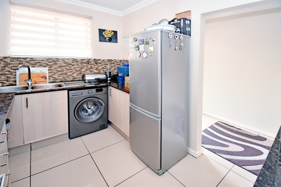 2 Bedroom Property for Sale in Morningside Gauteng