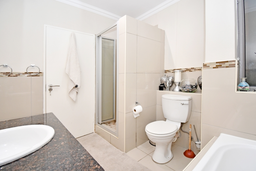 2 Bedroom Property for Sale in Morningside Gauteng