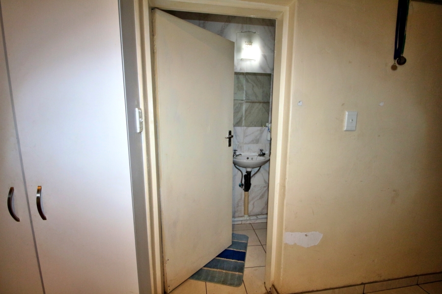 2 Bedroom Property for Sale in Edleen Gauteng
