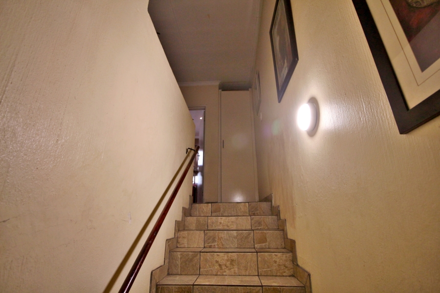 2 Bedroom Property for Sale in Edleen Gauteng