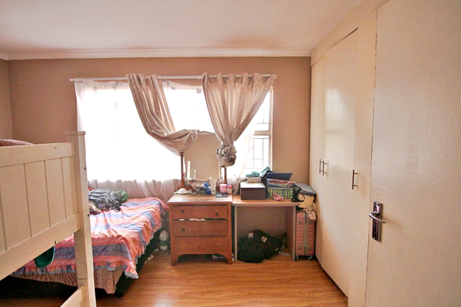 2 Bedroom Property for Sale in Edleen Gauteng