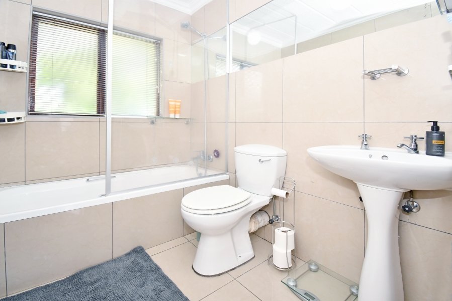 2 Bedroom Property for Sale in Craighall Gauteng