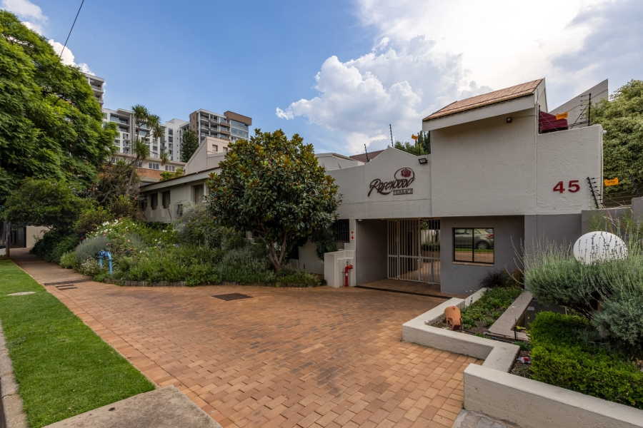 To Let 3 Bedroom Property for Rent in Rosebank Gauteng